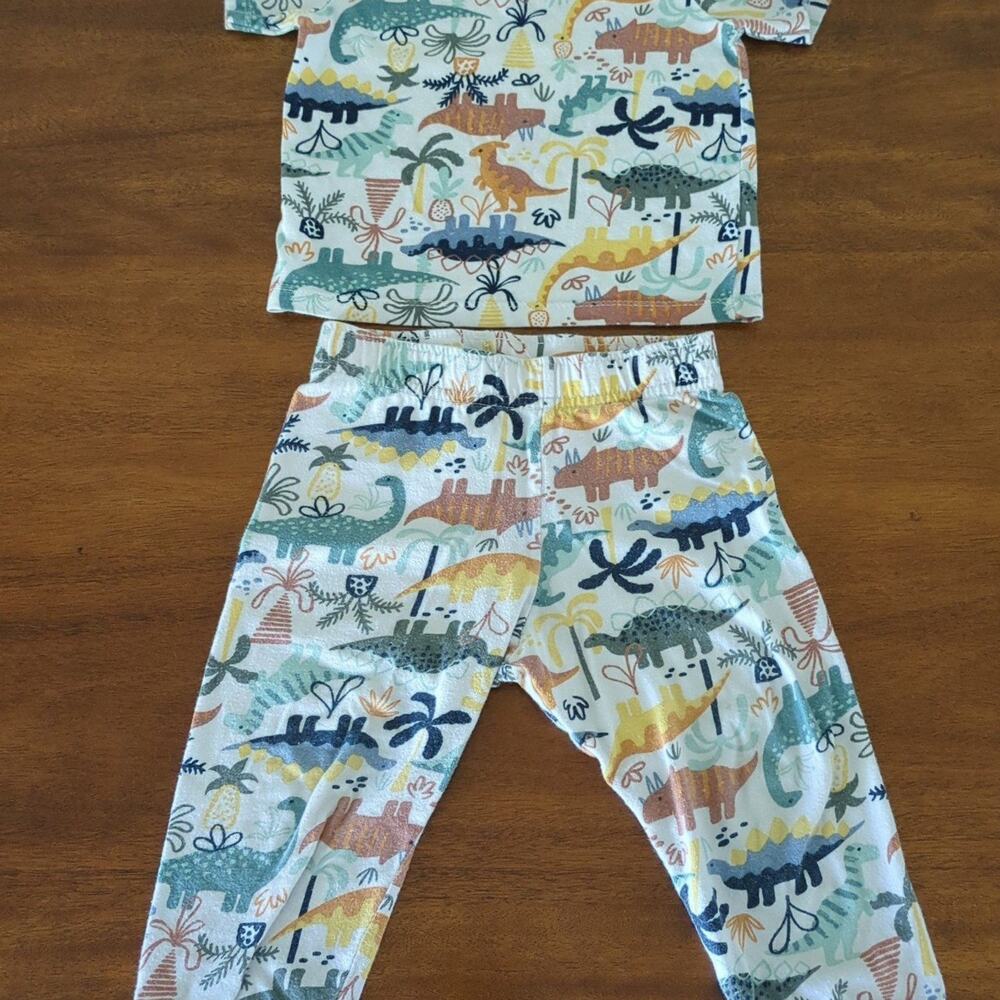 Boys dinosaur pajamas set size 18-24M